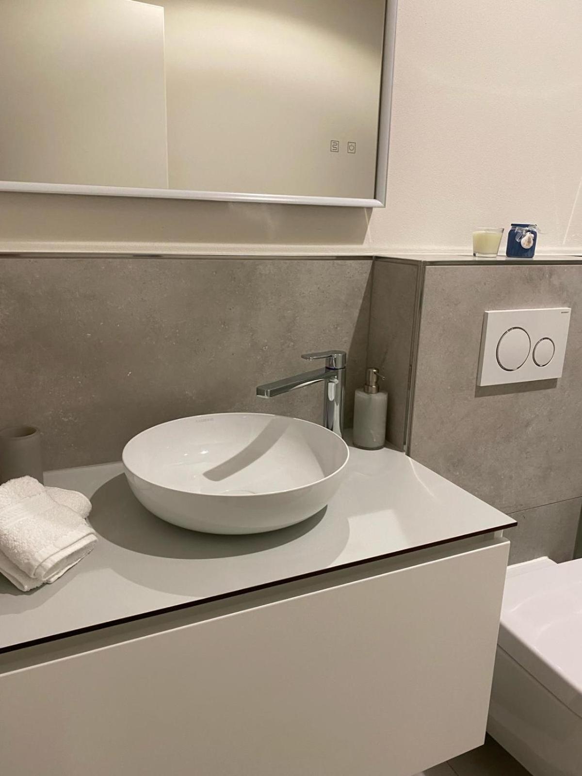 Villa Lujo Porec Funtana Luaran gambar