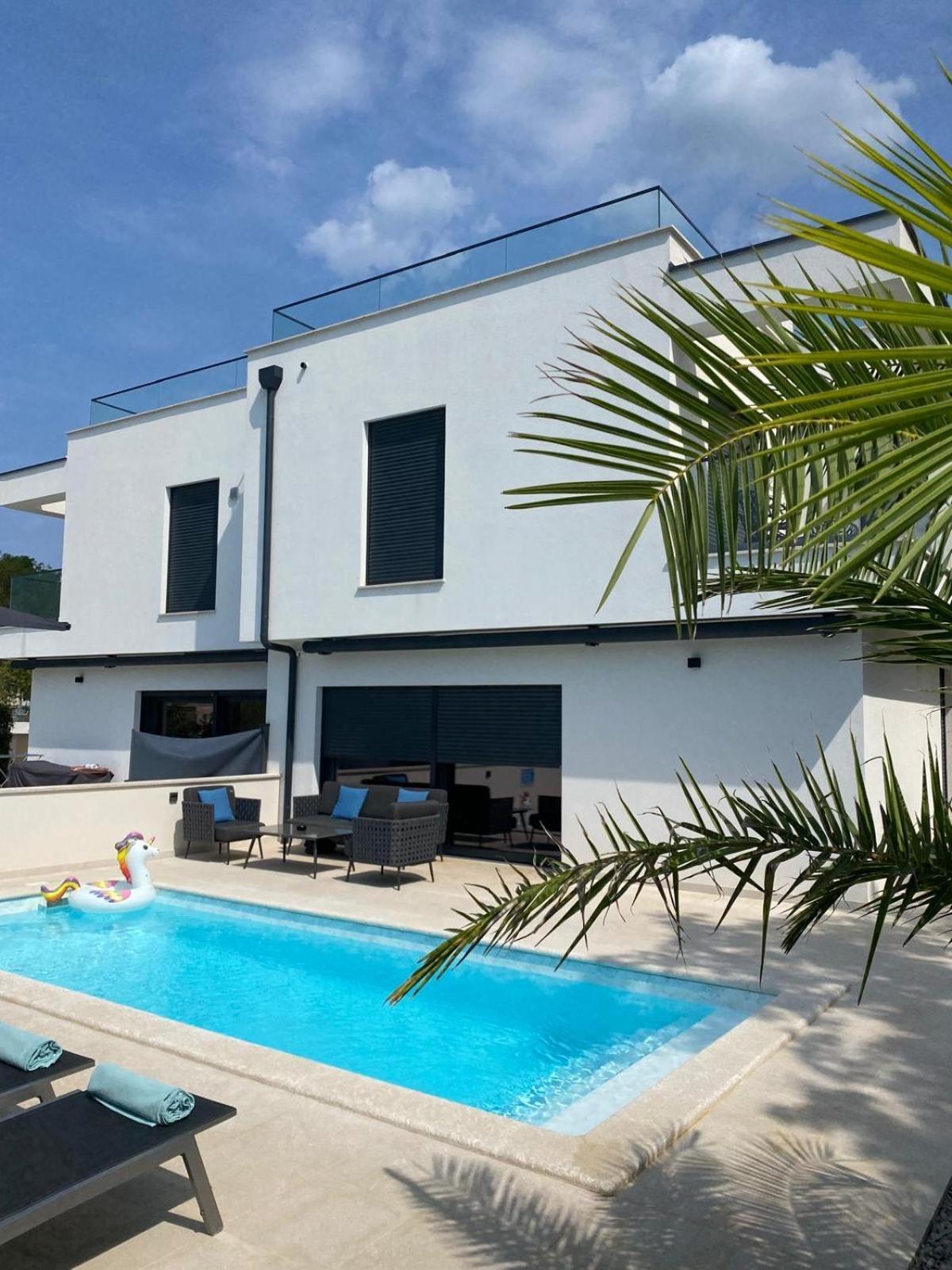 Villa Lujo Porec Funtana Luaran gambar
